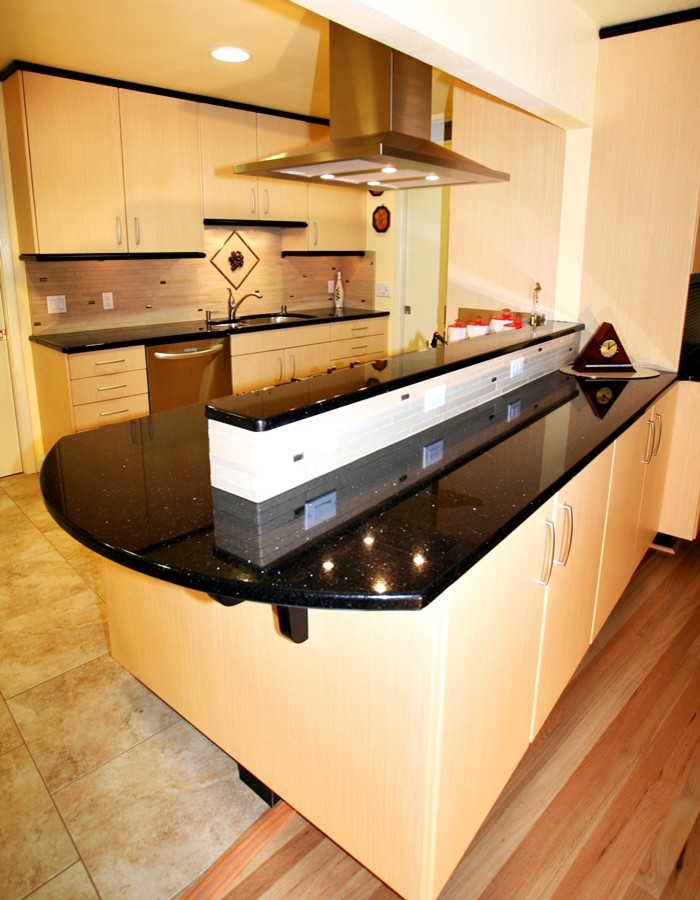 Kitchen - modern kitchen idea