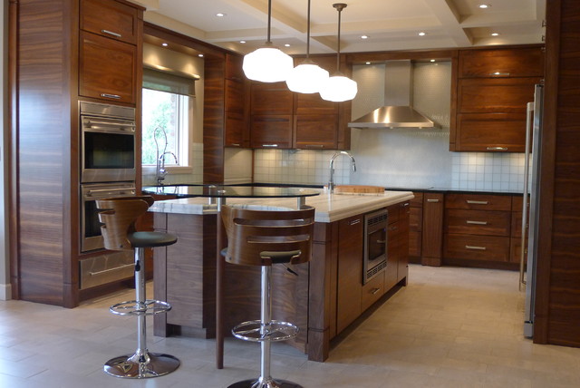 Walnut horizontal grain kitchen modern-kueche