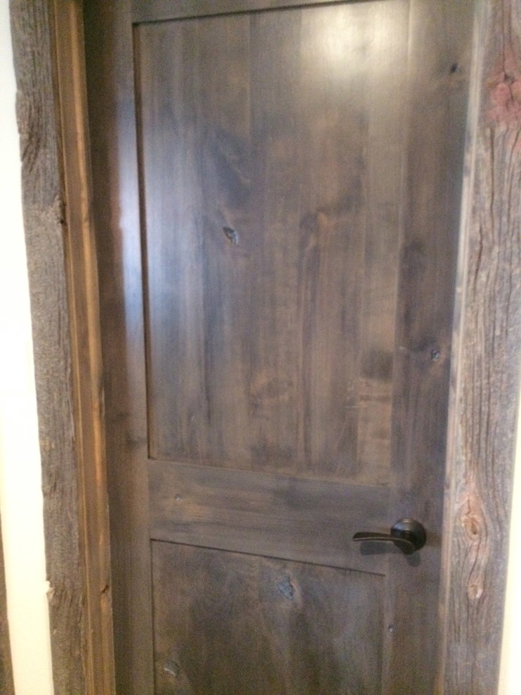 Mountain style entryway photo in Minneapolis