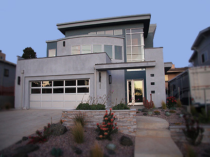 Design ideas for a contemporary exterior in San Luis Obispo.