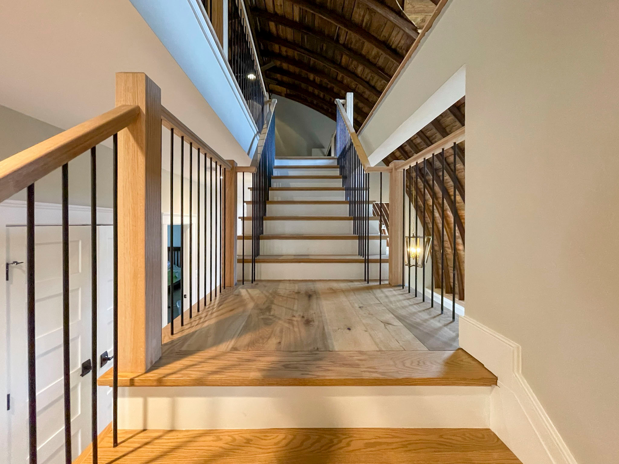 102_Straight-Freestanding Stairs/Landing in Barn Style Home, Leesburg VA 20175