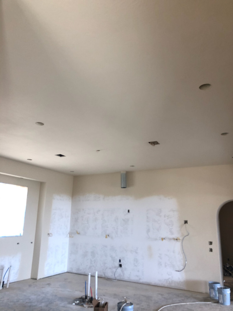Inspiration for a transitional home design remodel in Austin