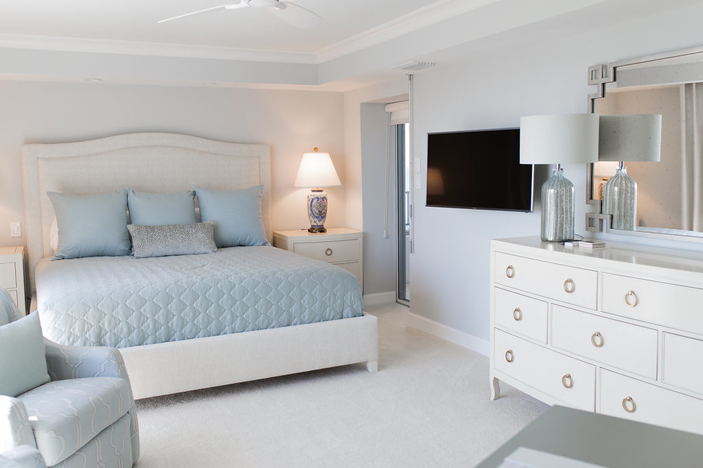 Inspiration for a transitional master carpeted bedroom remodel in Miami