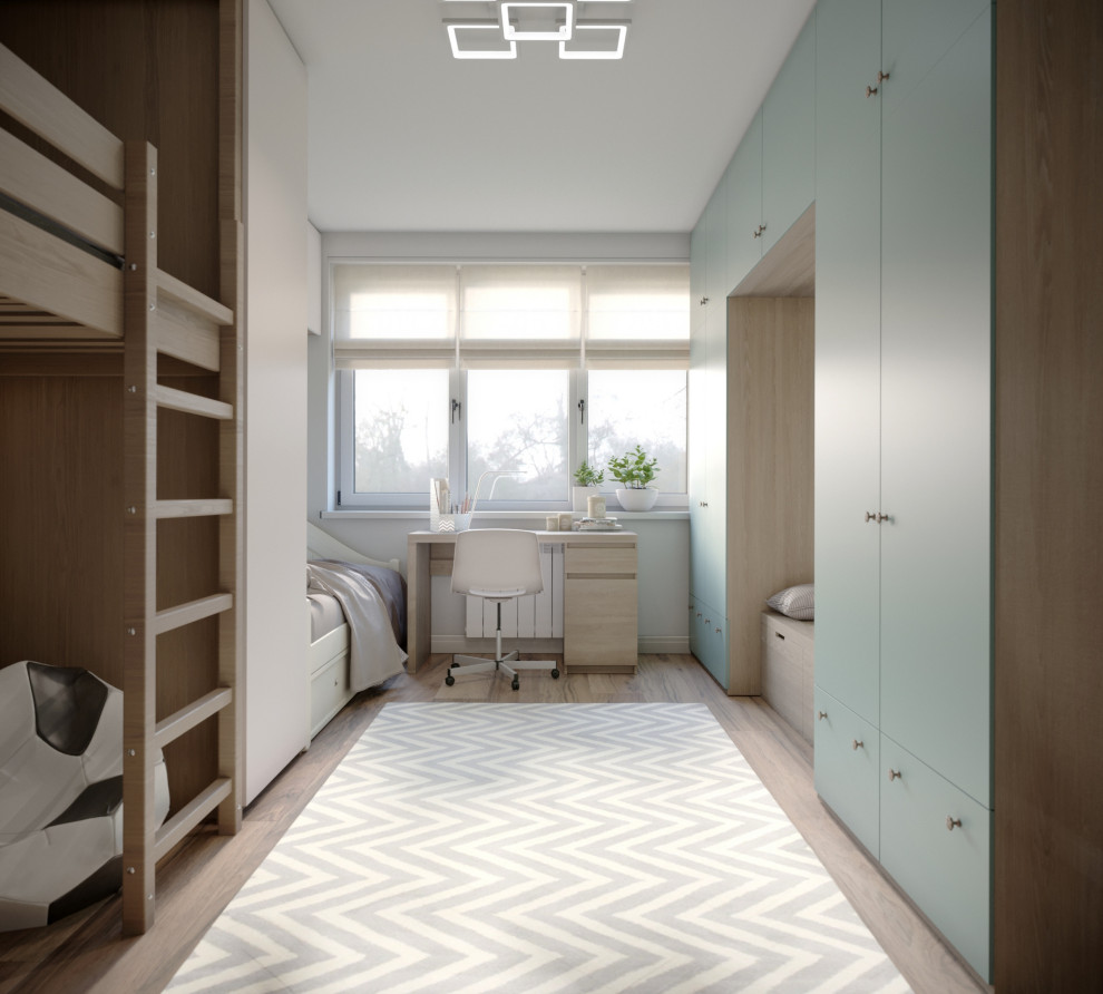 Apartment in old building, Dybenko street