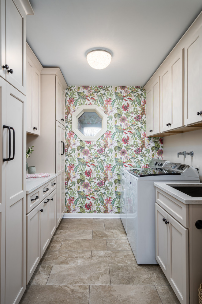 Laundry room - laundry room idea in Grand Rapids