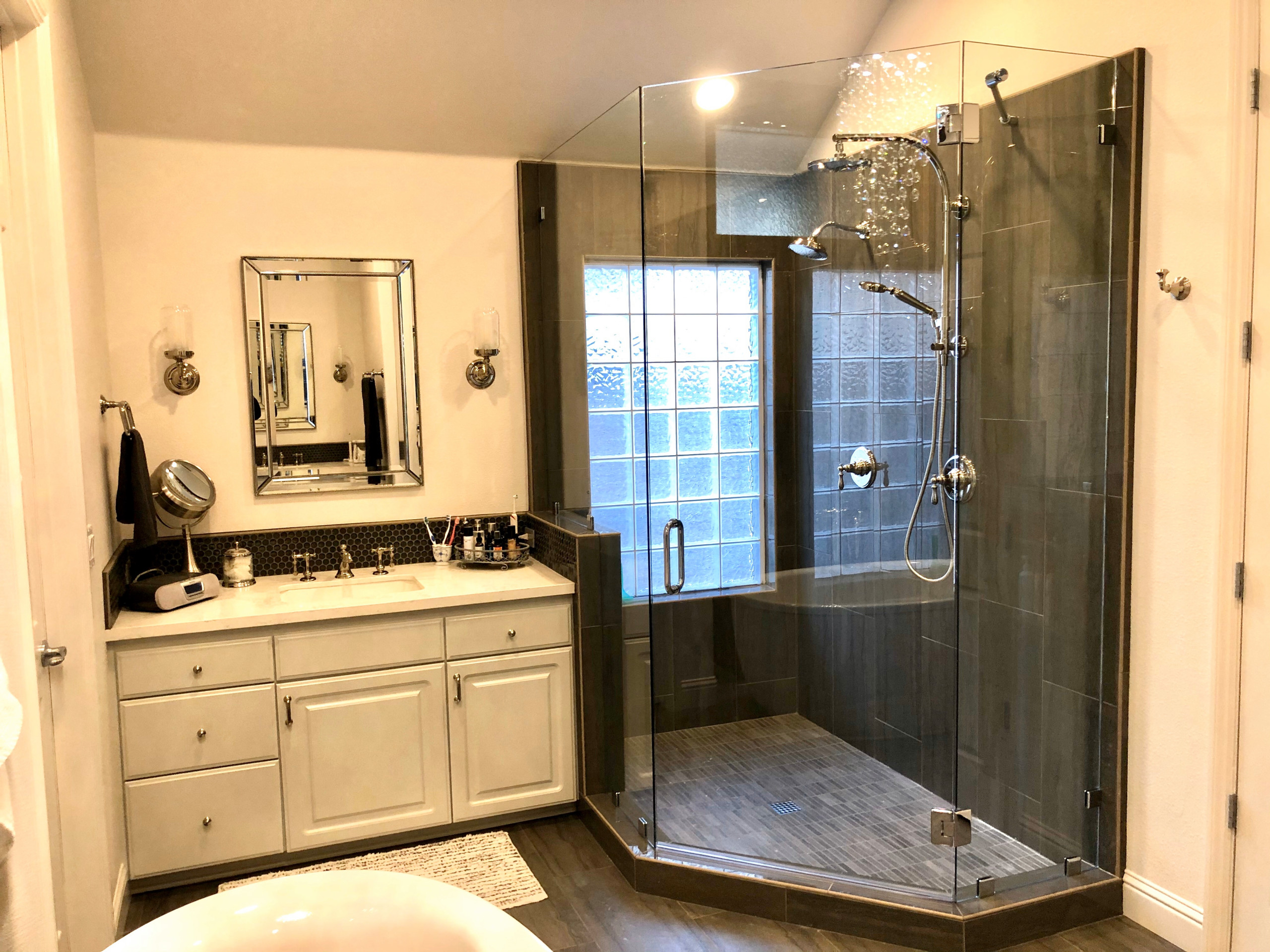 Debban Master Bath
