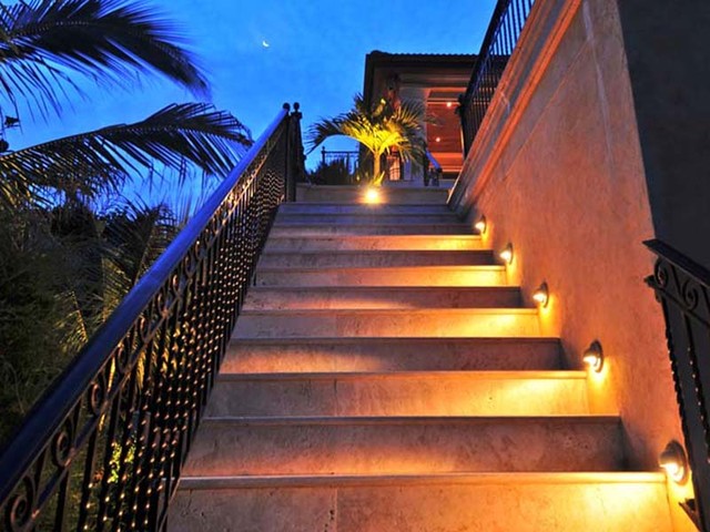 Outdoor Step Lights