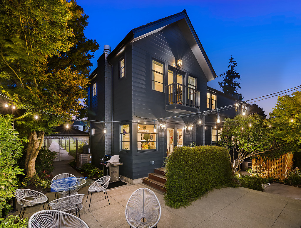 Extensive Home Renovation-Magnolia