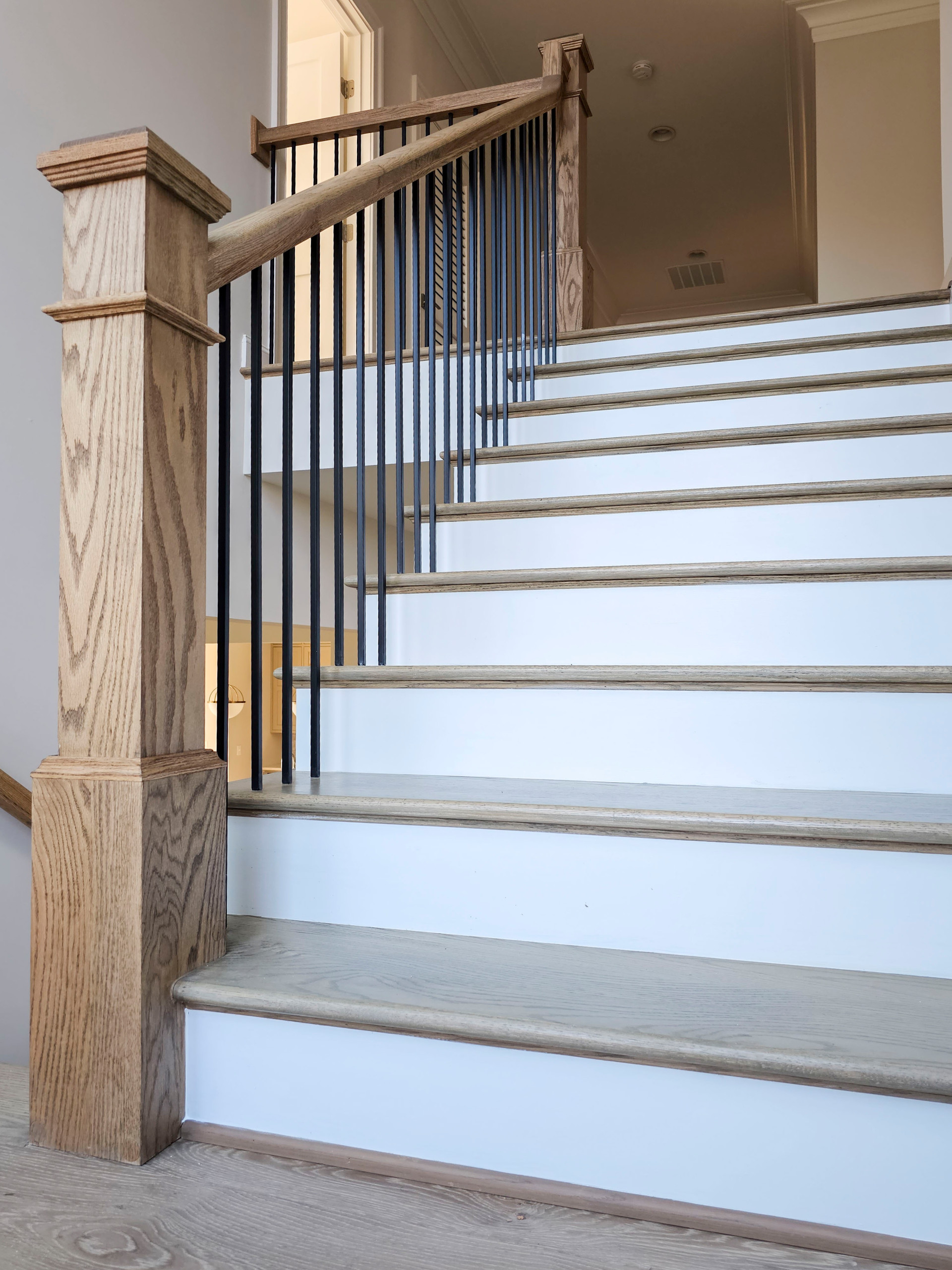 105_Modern and Bold U-Shaped Staircase, Vienna VA 22180