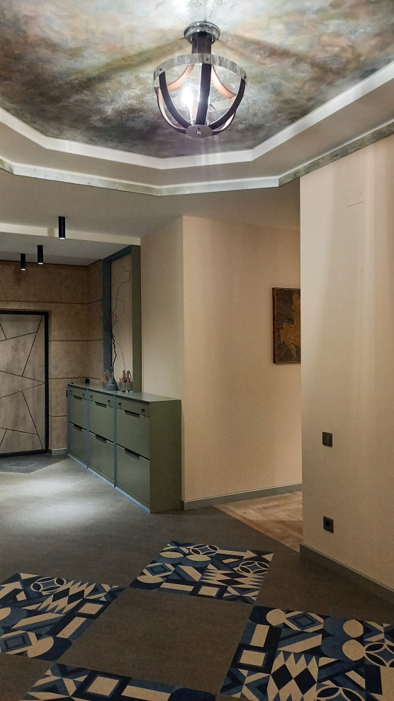 Мужской характер. Прихожая