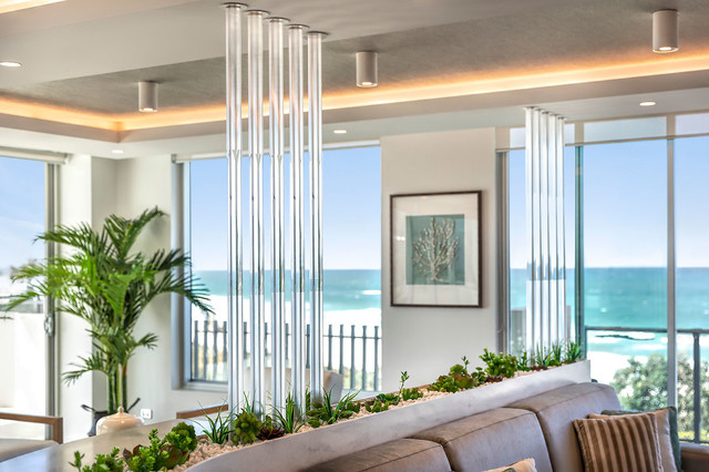Pacific Penthouse contemporary-vardagsrum