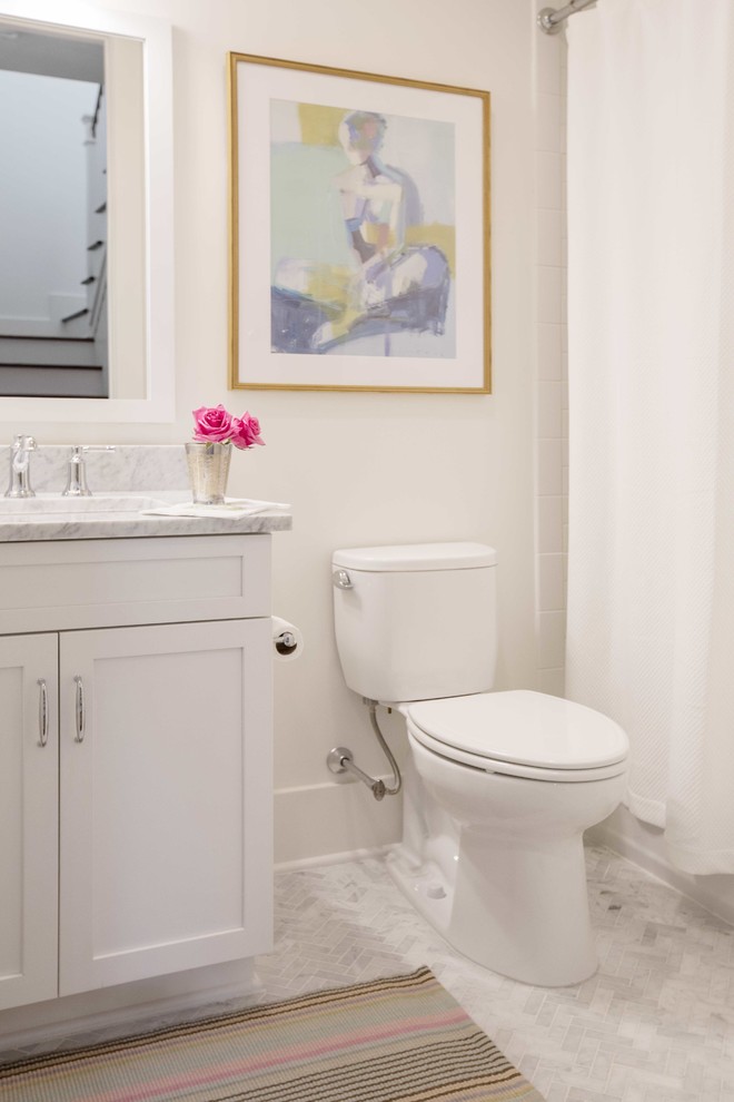 This is an example of a transitional bathroom in Charleston.