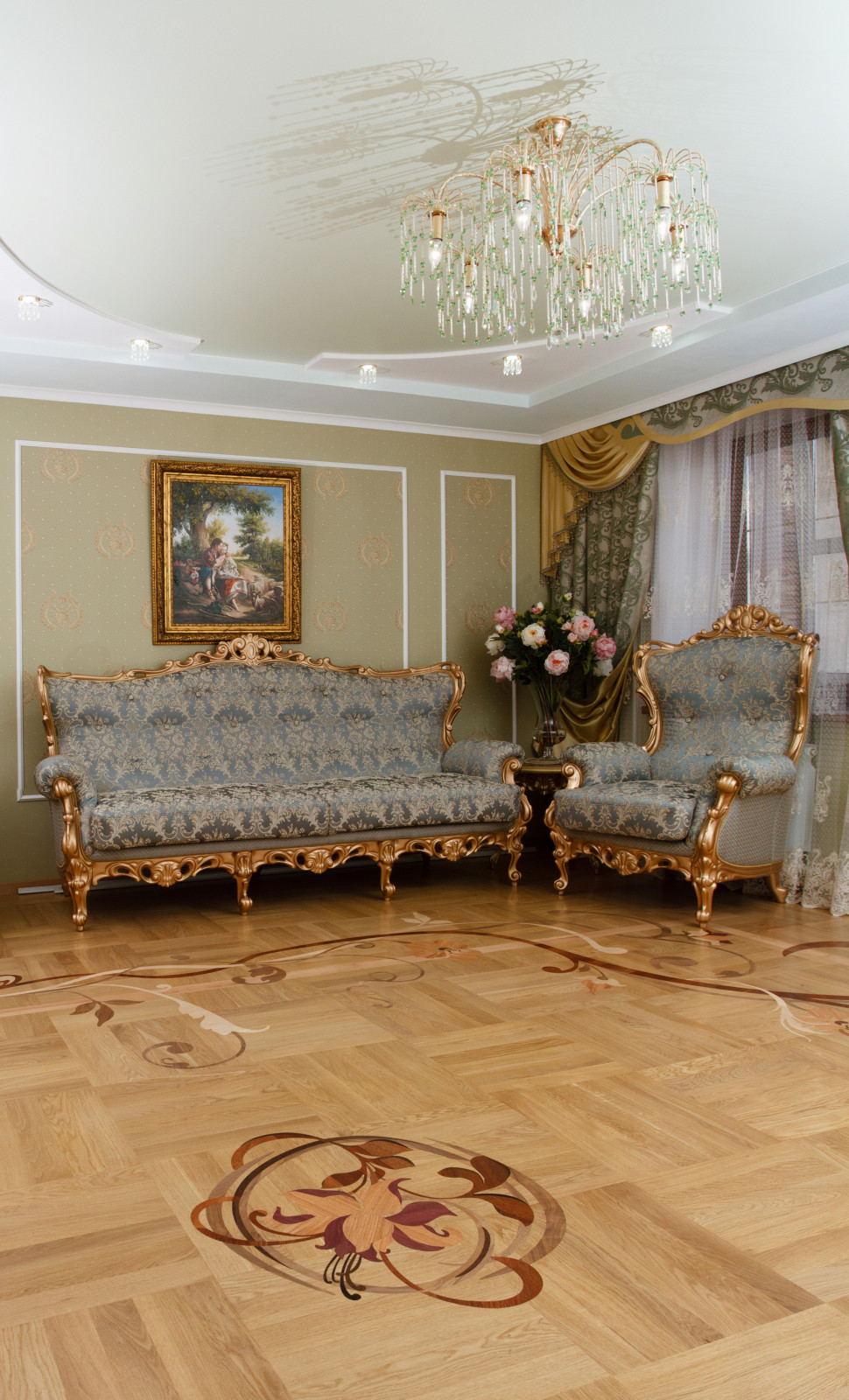 Художественный паркет в Иркутской квартире