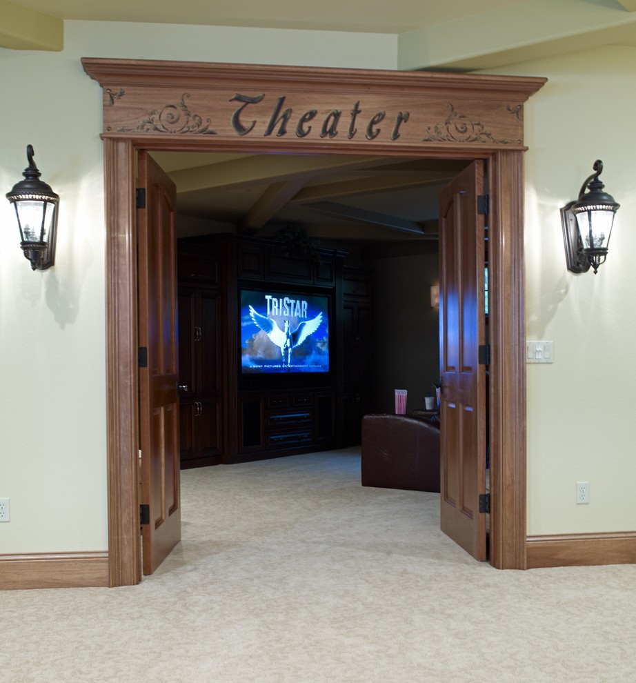 Inspiration for a traditional home theatre in Chicago.