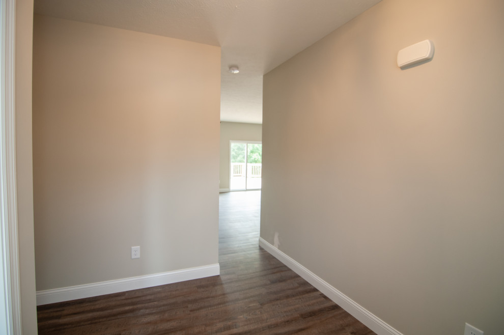 New 2 story home in Morrow