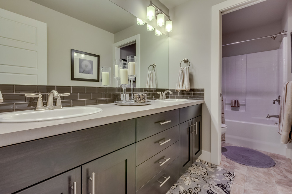 Example of a trendy bathroom design in Boise