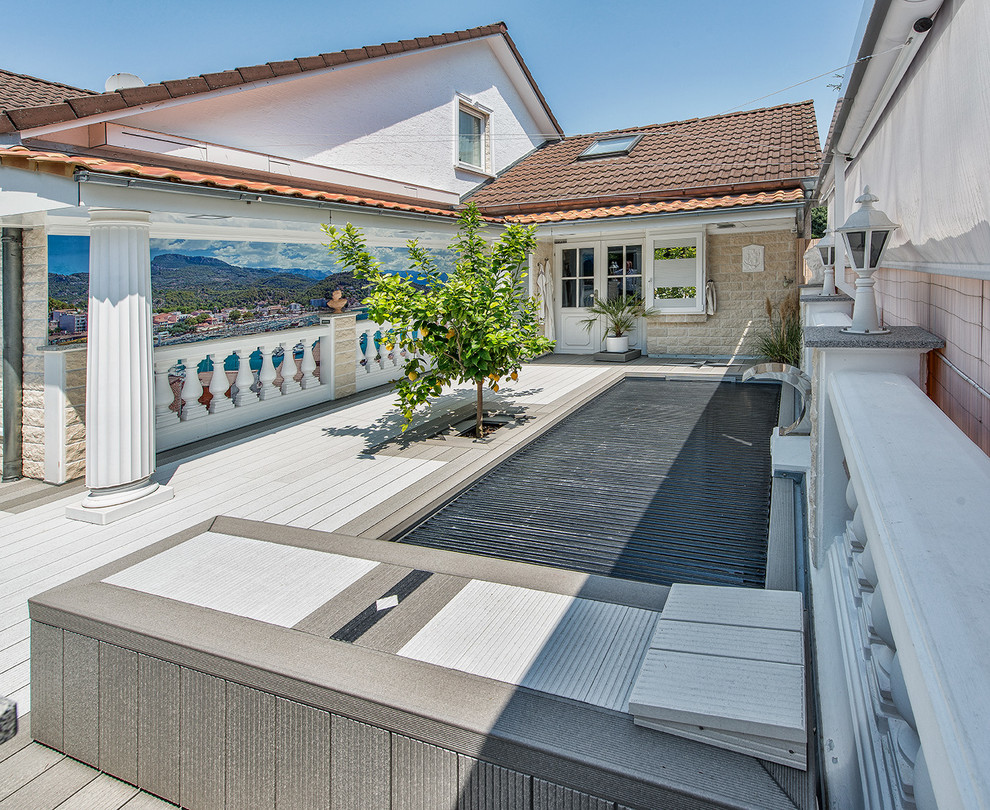 Kleiner Moderner Pool in rechteckiger Form in Frankfurt am Main