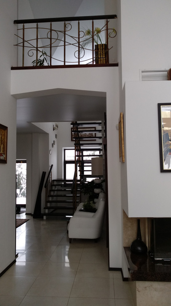 Белый, холодный, бразильский кофе