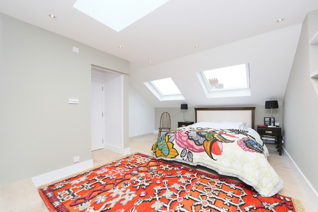 Loft conversion London contemporaneo-dormitorio