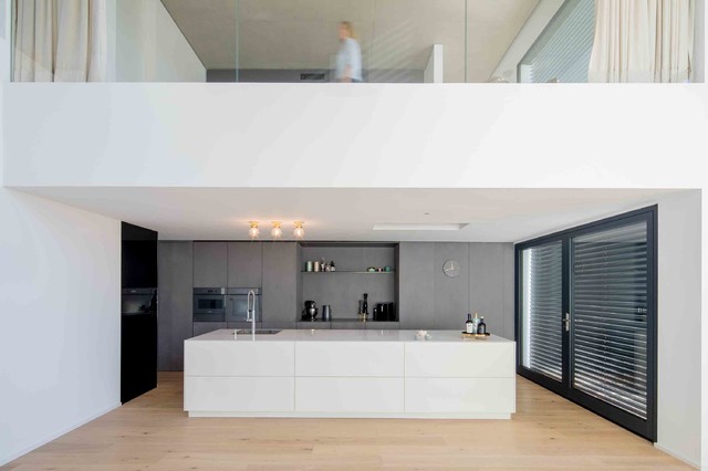 Haus Vae modern-kitchen
