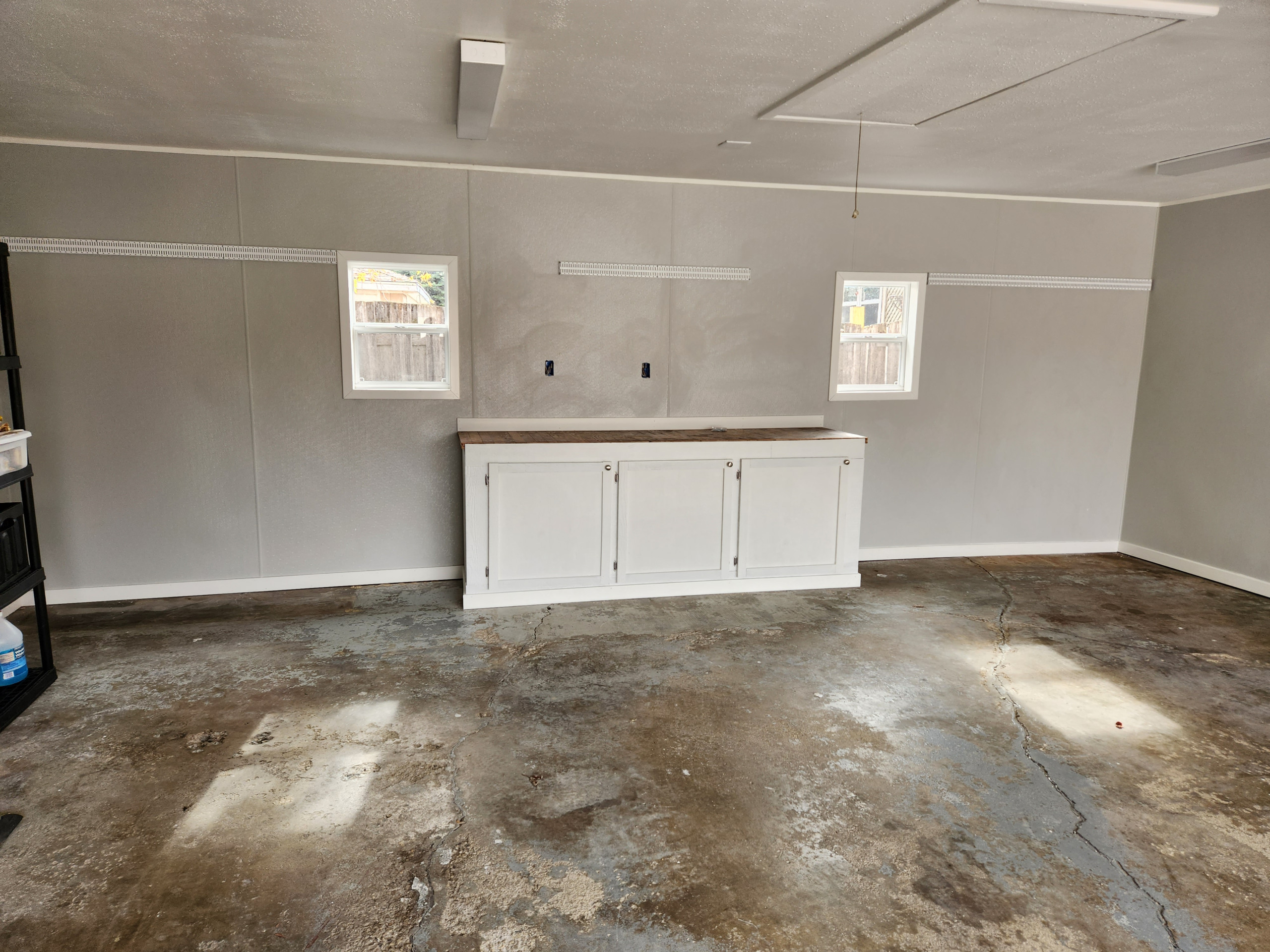 Finish inside of a garage