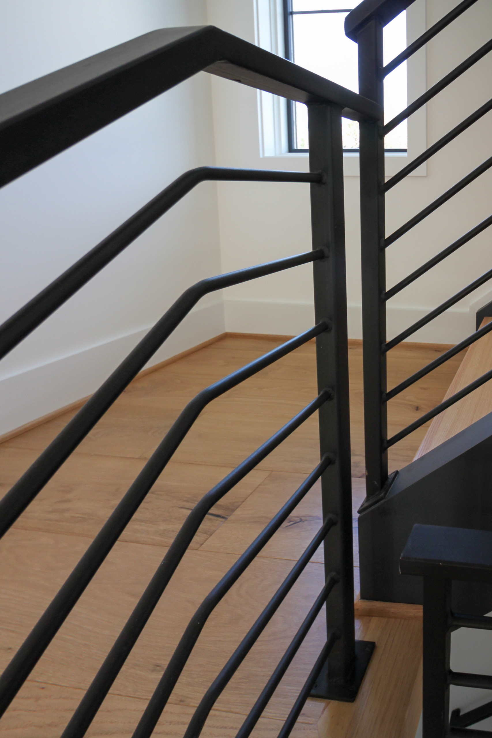 85_Sleek Three-Quarter Turn Multilevel-Staircase, McLean VA 22101