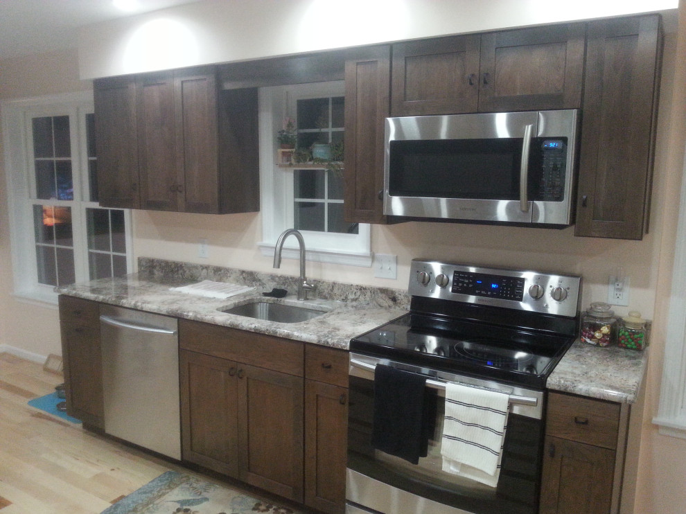 Transitional home design photo in Baltimore