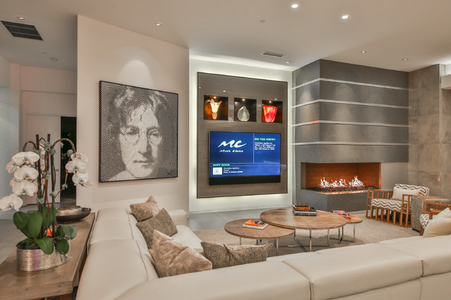5 Sterling Ridge modern-living-room