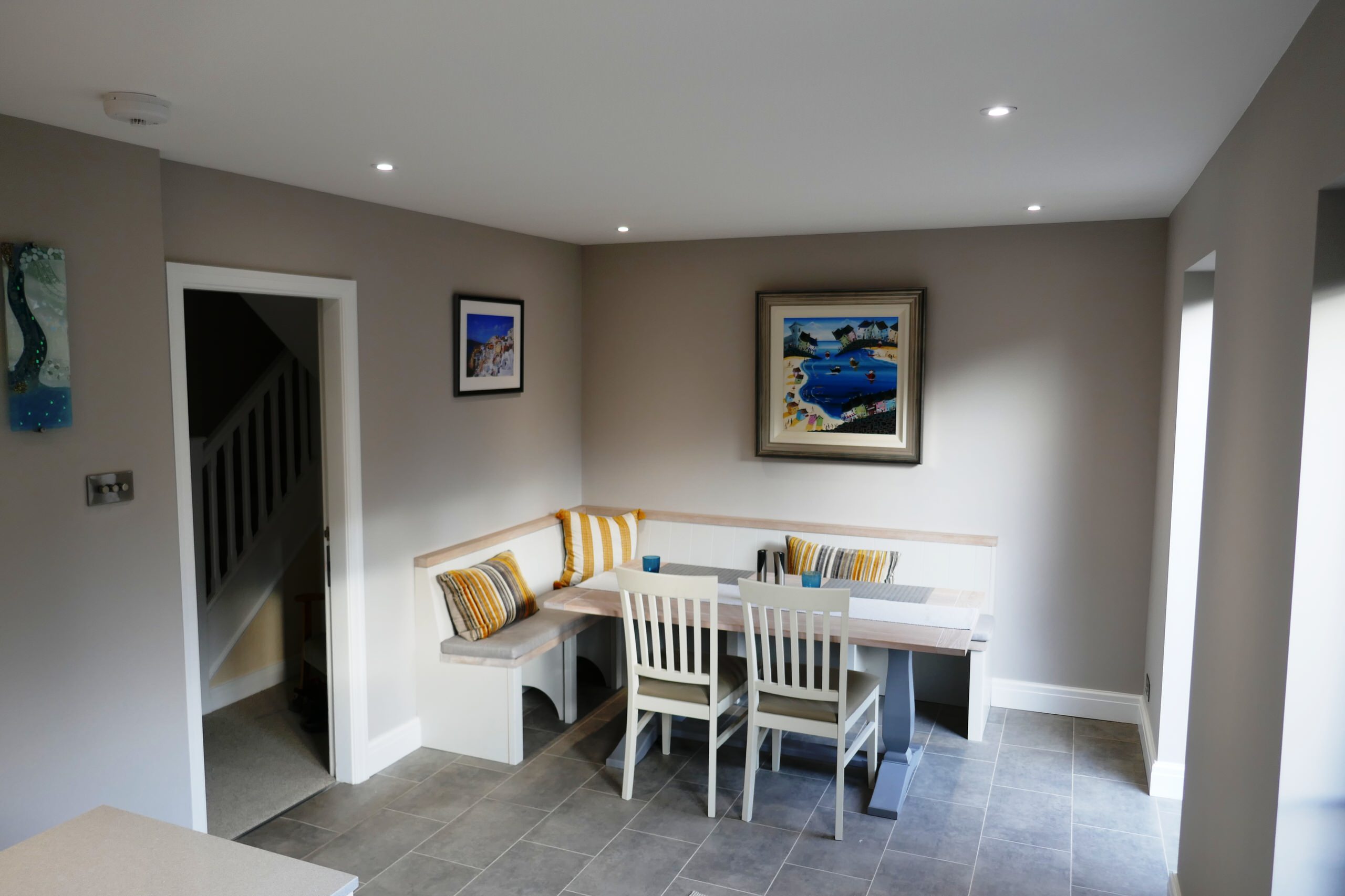 Kitchen, En Suite and Wardrobes