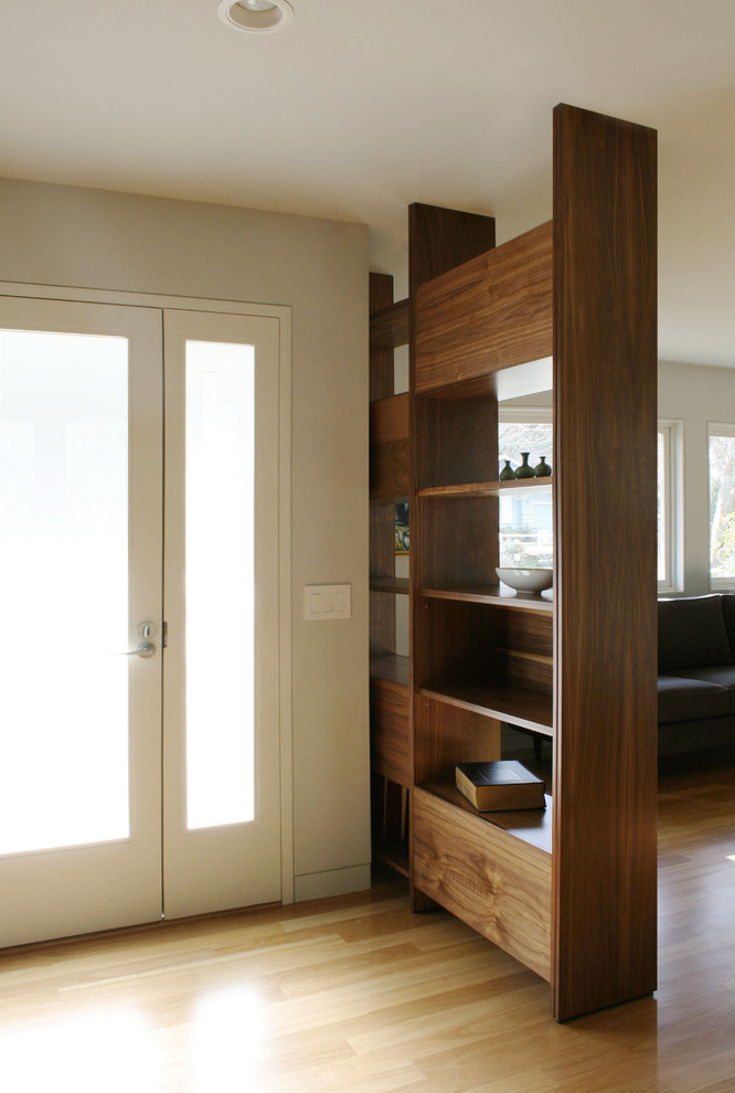Inspiration for a transitional home design remodel in San Francisco