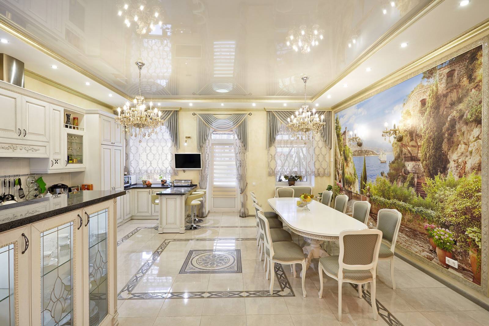 Перепланировка и декор гостевого пространства коттеджа.