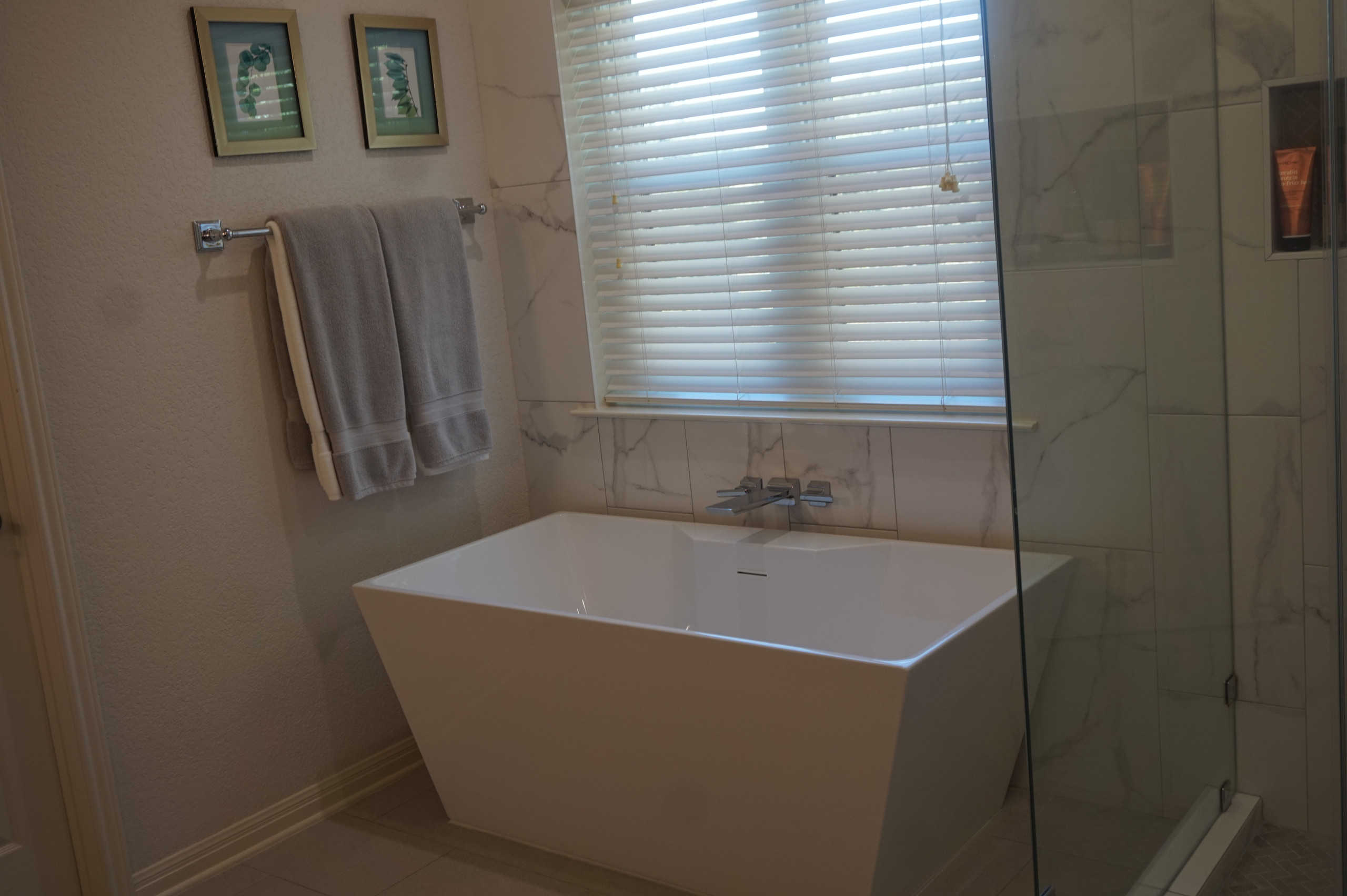 Canyon Lake Master Bath