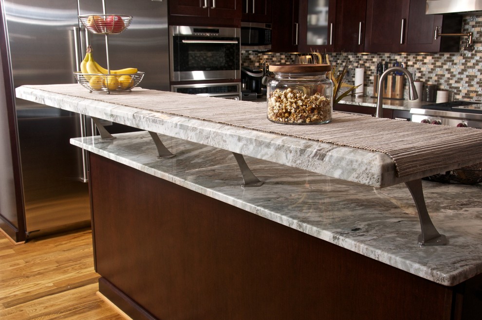 MODERN KITCHEN CHERRY