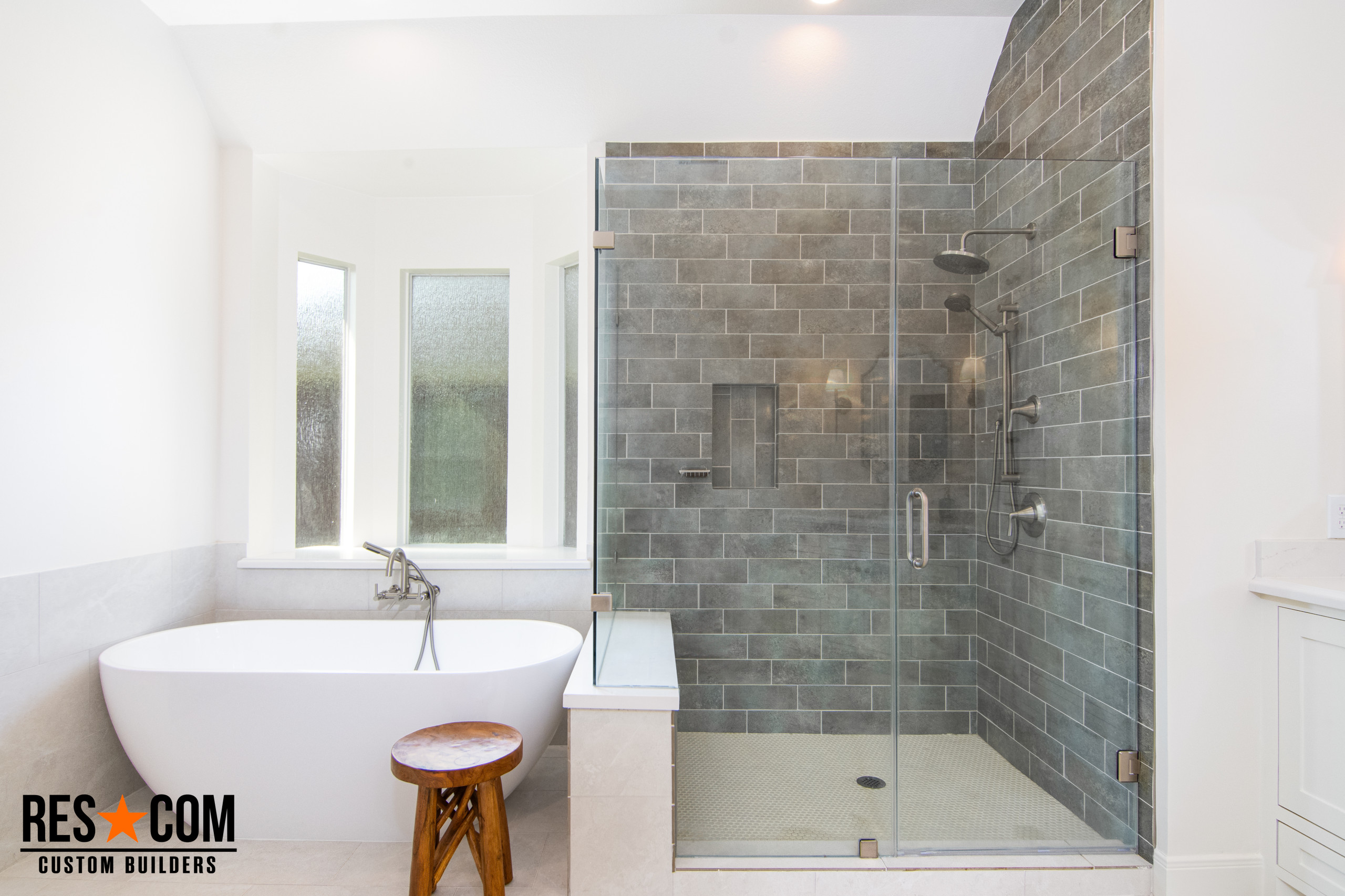 Master Bathroom Renovation - Thompson Crossing