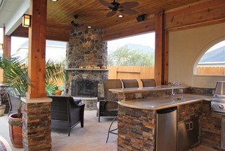Outdoor Kitchens and Fireplaces contemporary-patio