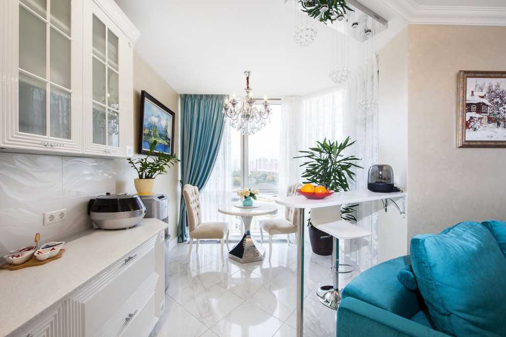 Гостиная с кухней, зона столовой