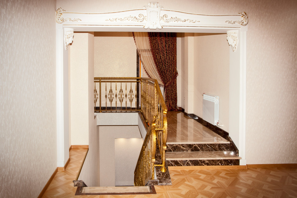 Лестница из натурально камня