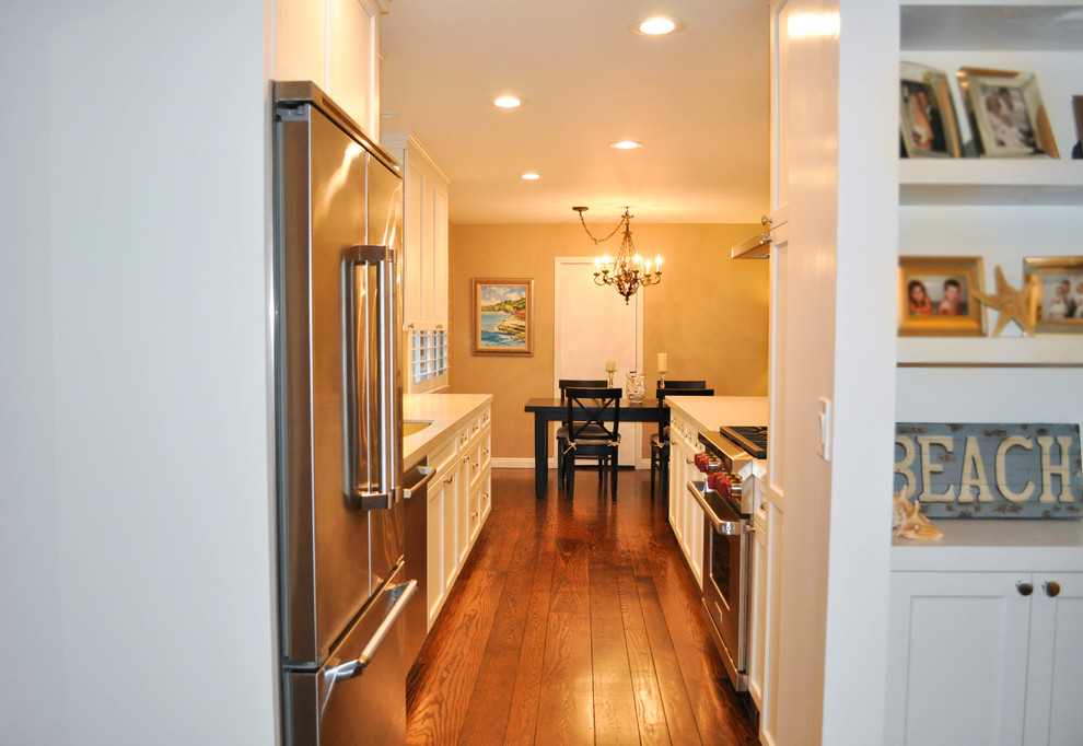 Inspiration for a transitional home design remodel in San Francisco