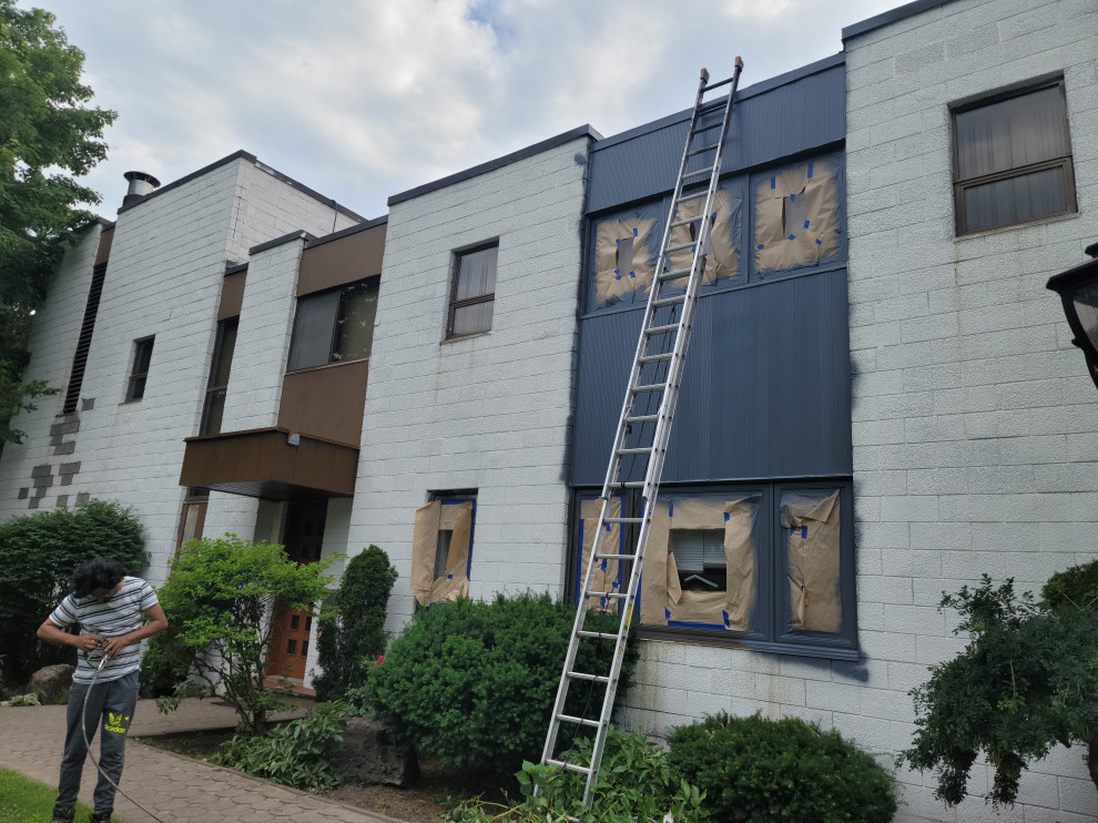 EXTERIOR PAINTING