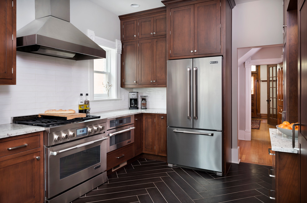 Kitchen - kitchen idea in Denver