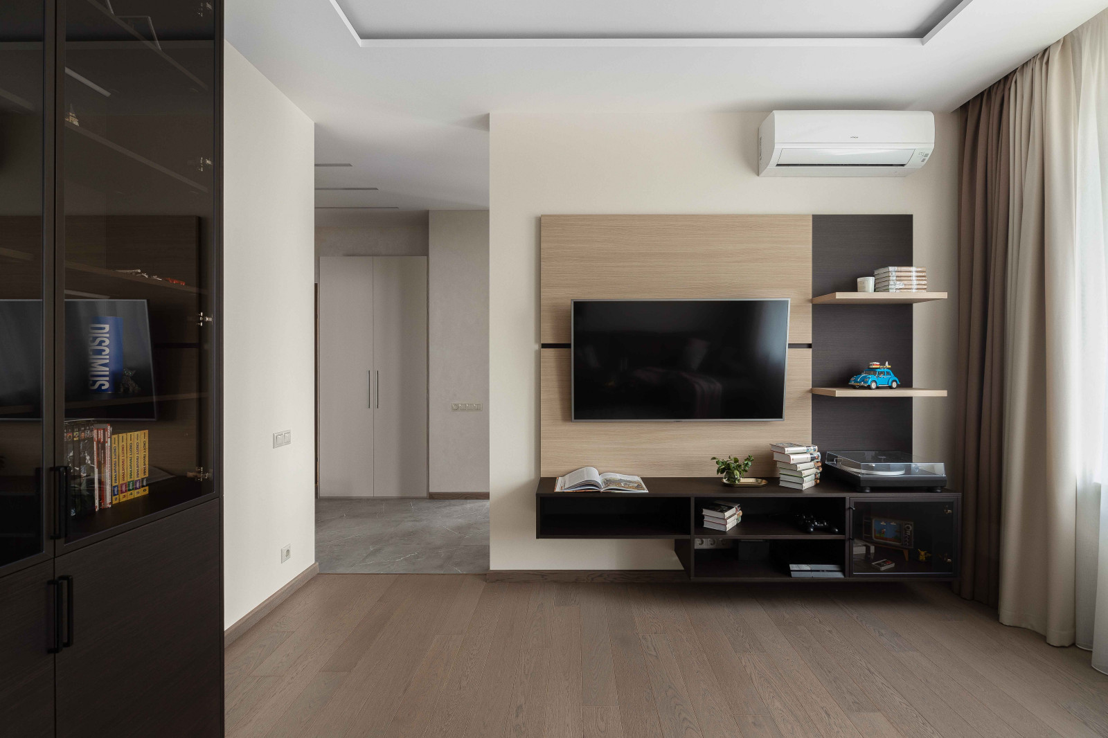 Дизайн и ремонт квартиры на улице Эльдара Рязанова — Девичья квартира