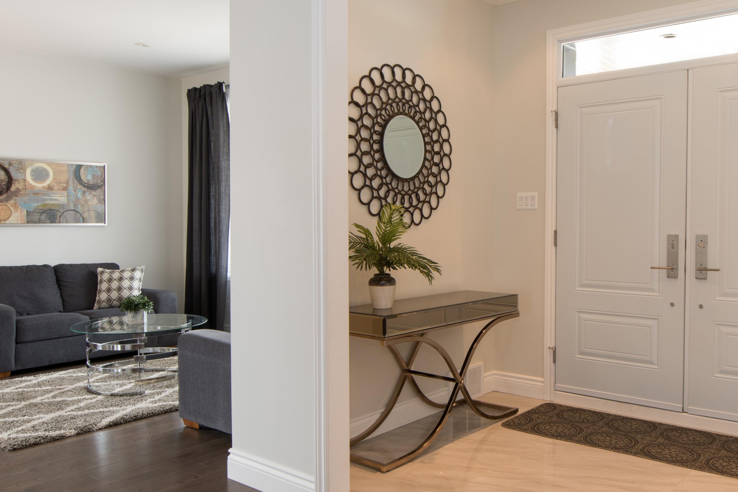 Home Staging - Green Circle