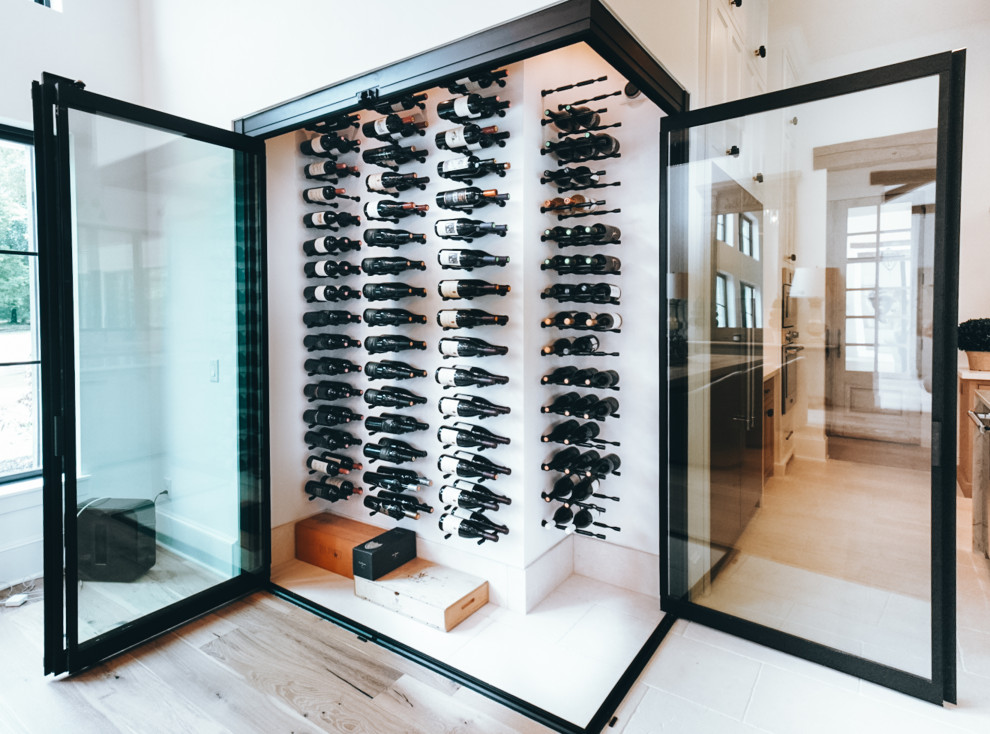 Wine cellar - modern wine cellar idea in Austin