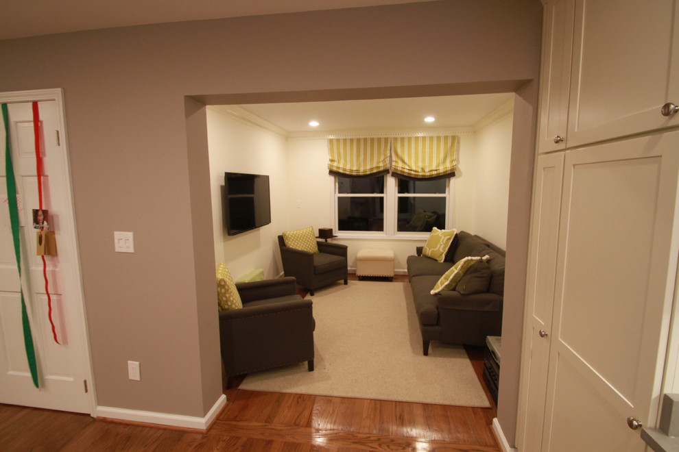 Transitional home design photo in DC Metro