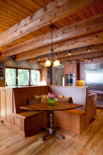 Lake Kitchen clasico-cocina
