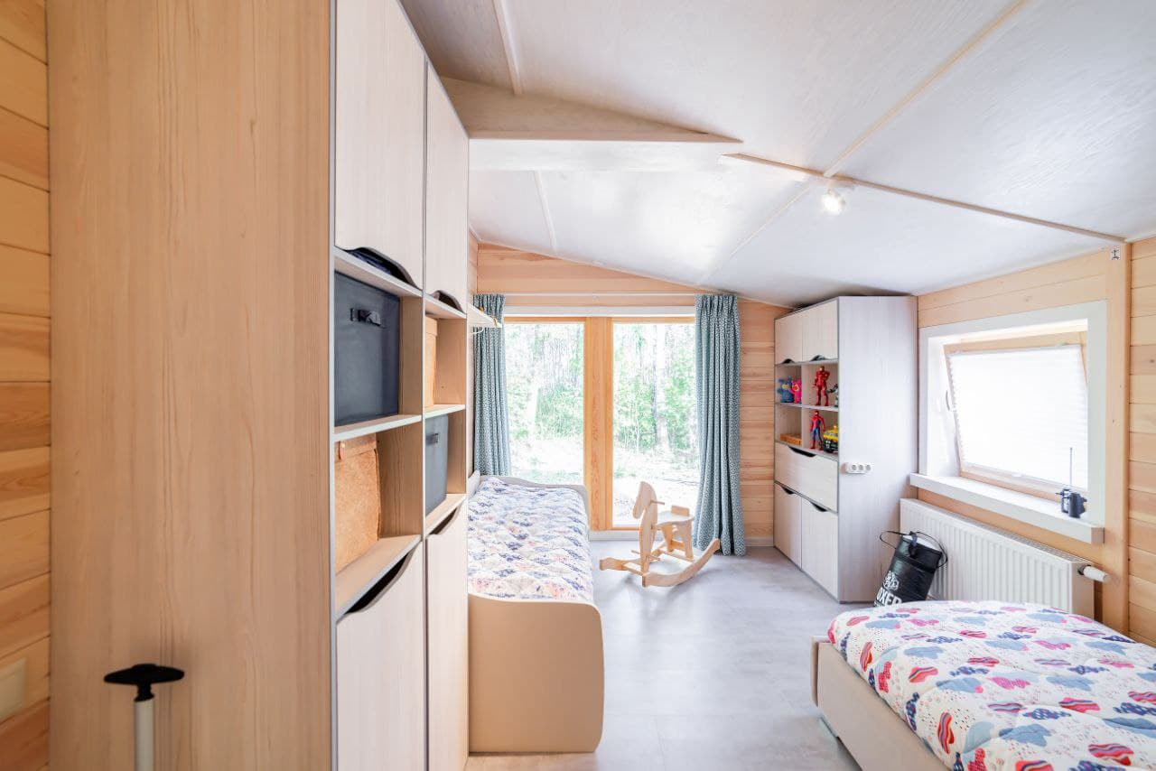 Детская комната с мебелью для двоих детей