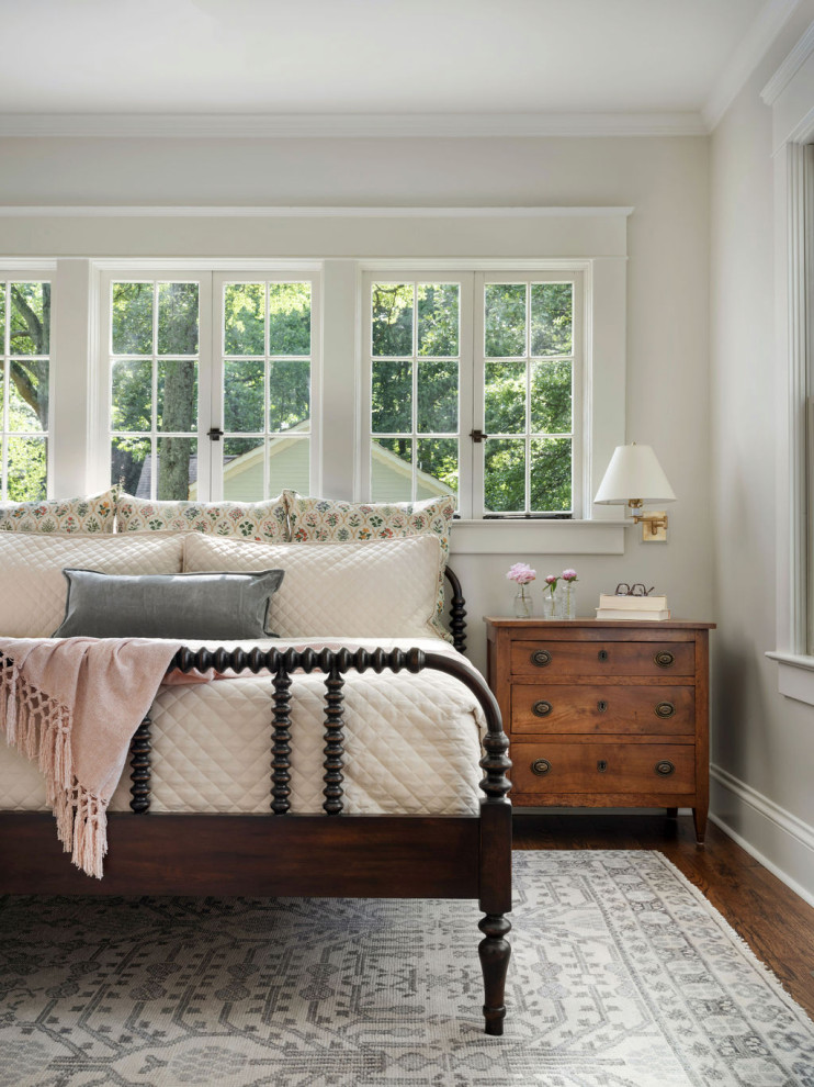 Inspiration for a timeless bedroom remodel in Atlanta