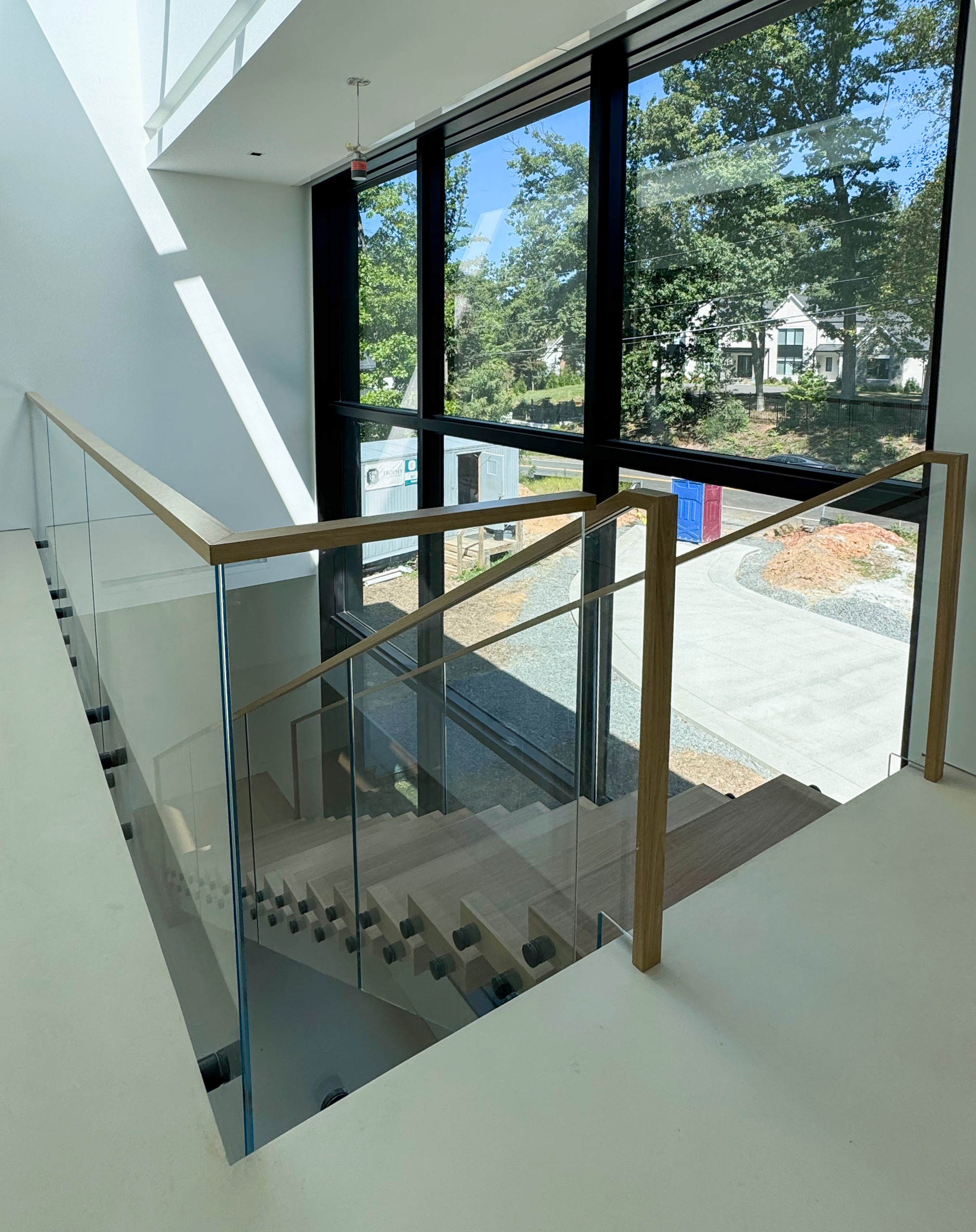 126_Visually Open and Light Contemporary Staircase, Mclean, VA 22102