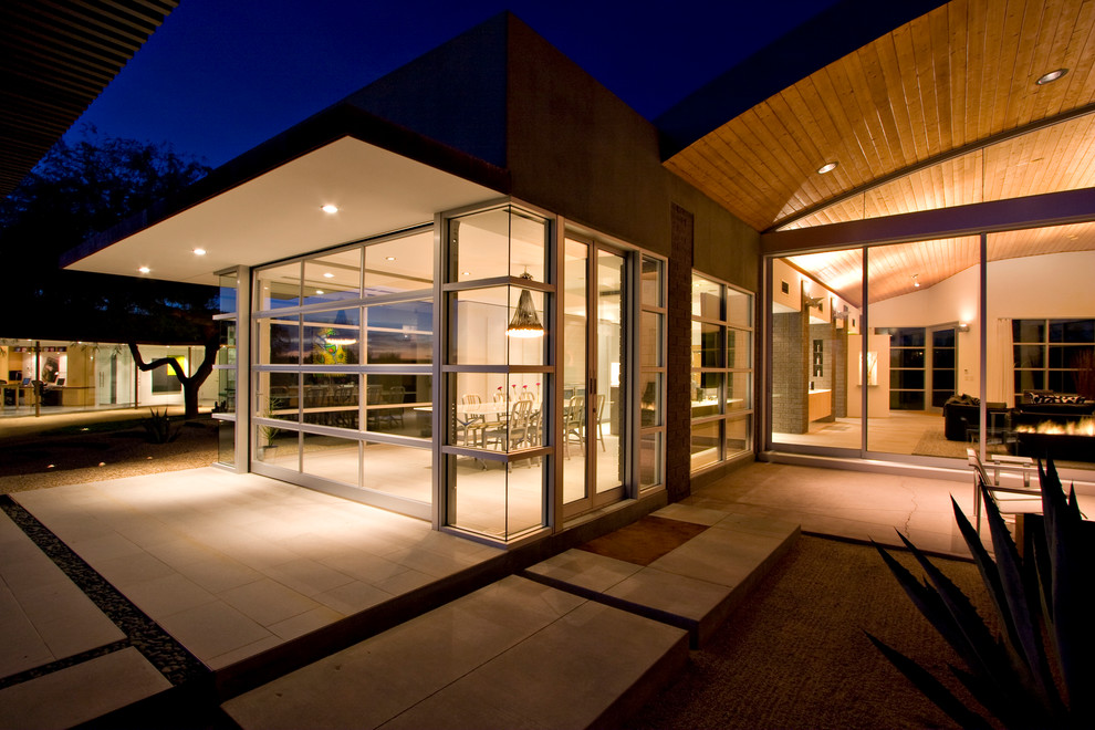 Photo of a modern glass exterior in Phoenix.