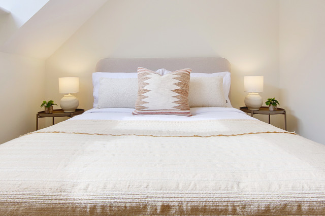 Staged to sell property flip project modern-bedroom